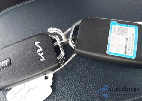 2023 Kia Sportage Hybrid Ex from USA, damaged, VIN KNDPVCAG3P7081428